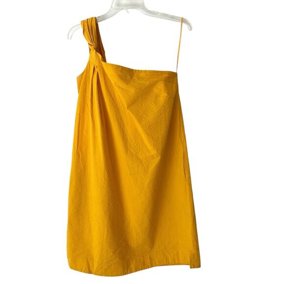 Cuyana Yellow Seersucker Twisted One Shoulder Dress size medium with pockets - Picture 3 of 10